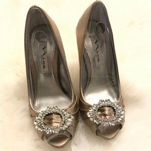 Women peep toe heels size 5M